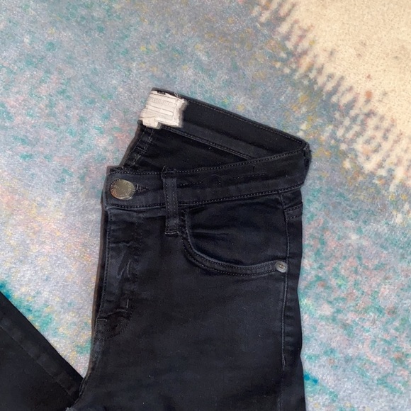 Current Elliott Black Skinny Denim - Picture 2 of 3